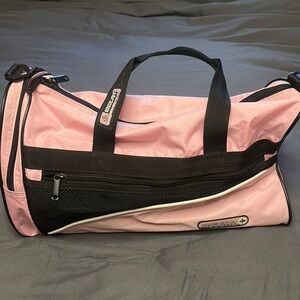 Ingear Pink and Black Expedition Bag. Measurements in photos.